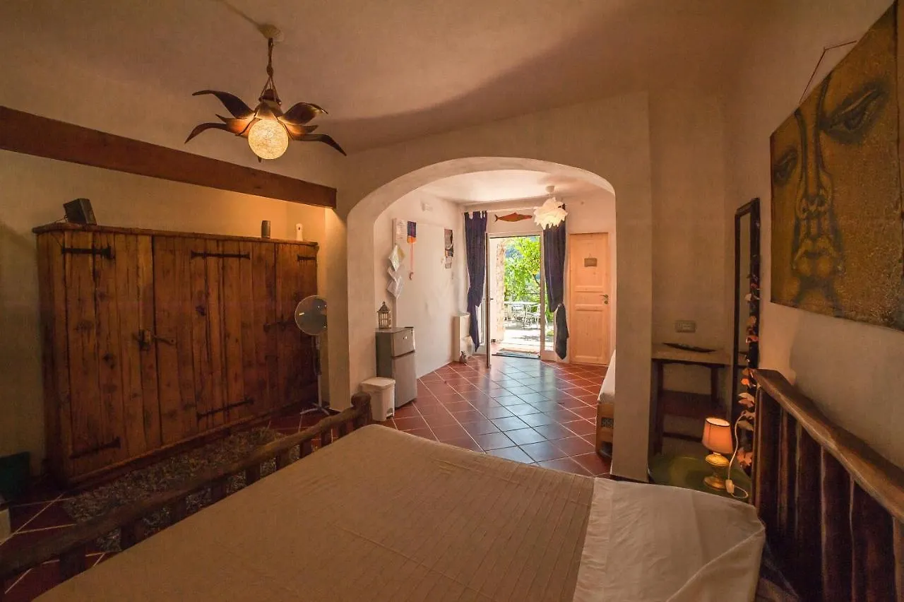Bed & Breakfast B&B Sopra Il Borgo Finale Ligure Italy
